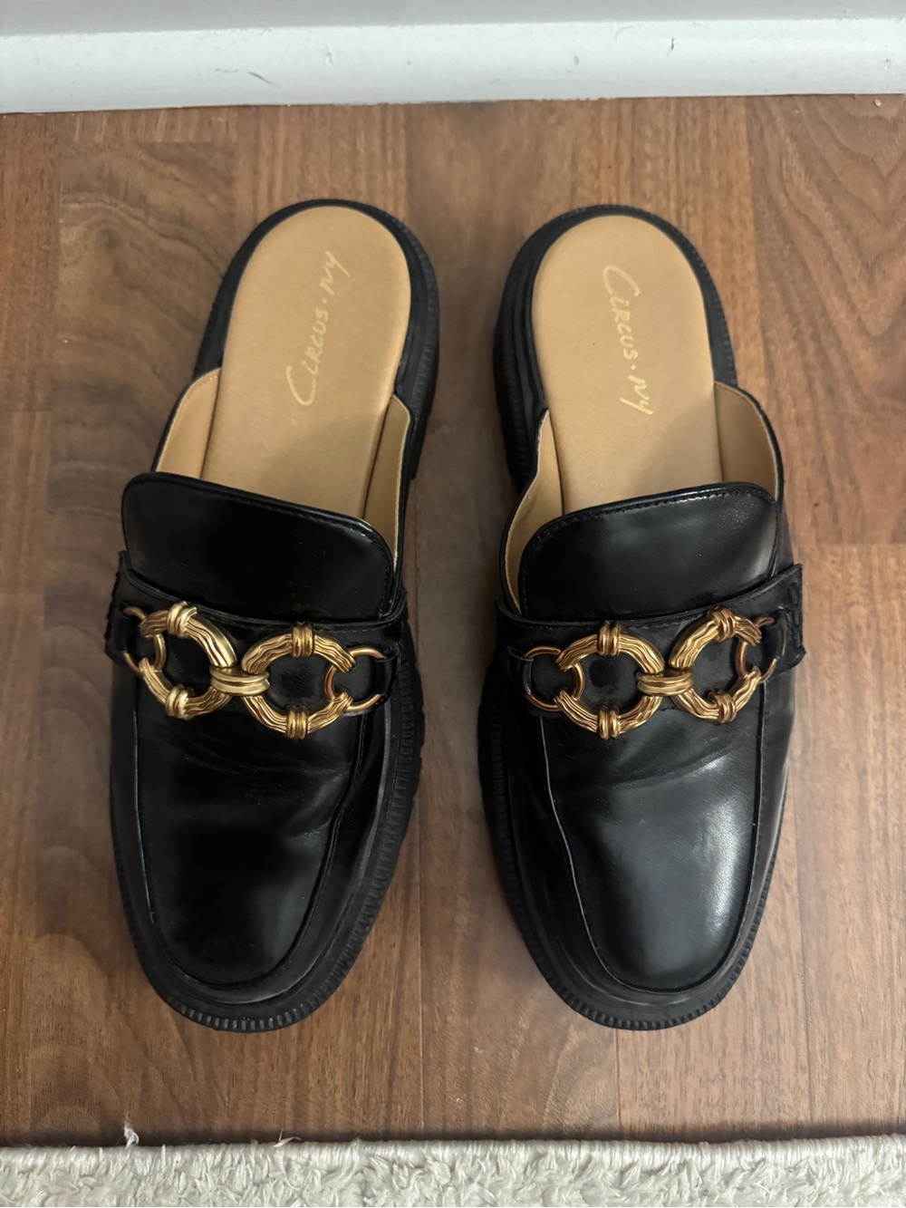 Circus by Sam Edelman Black Leather Loafers with Gold Chain